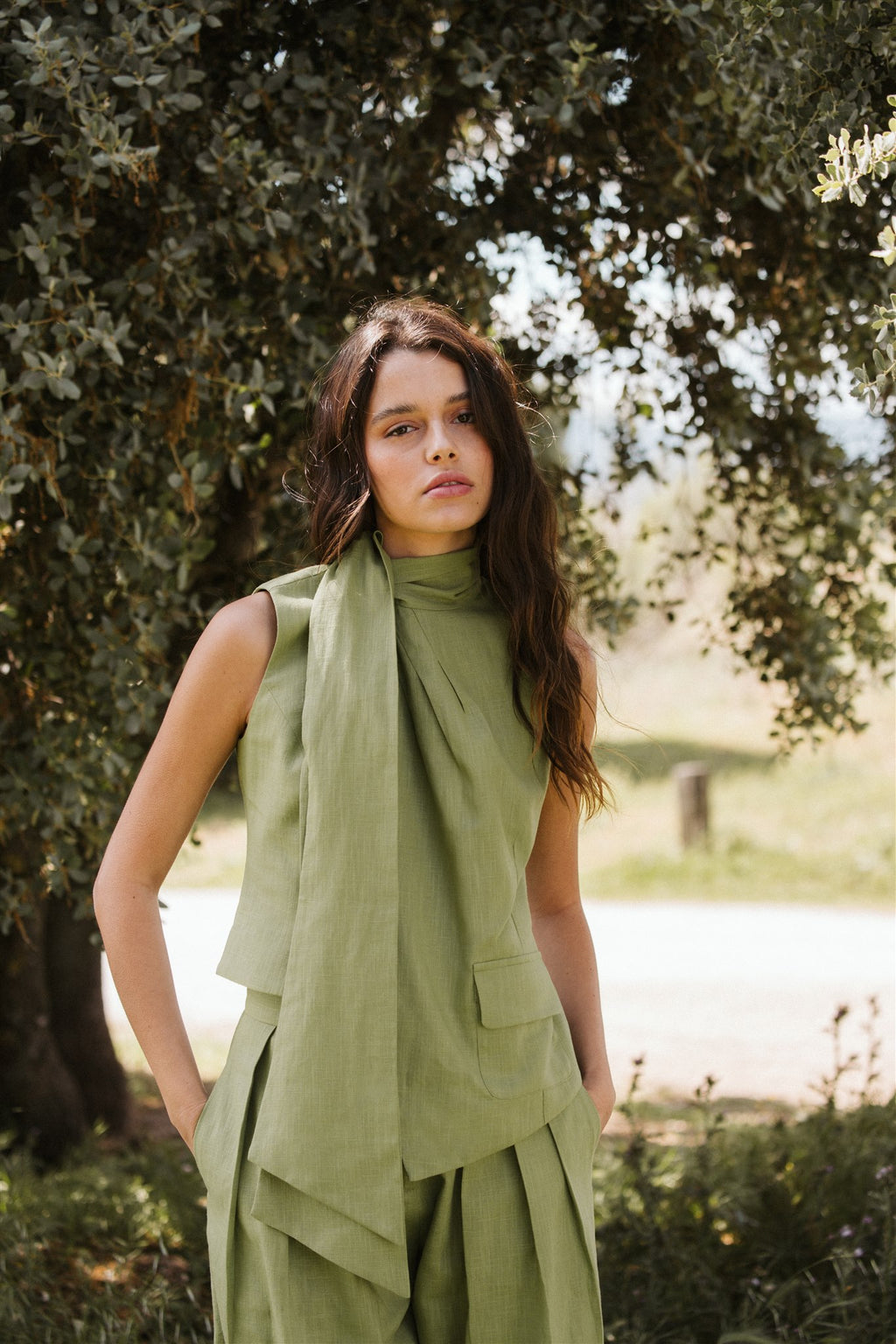 Top Asimétrico Olive