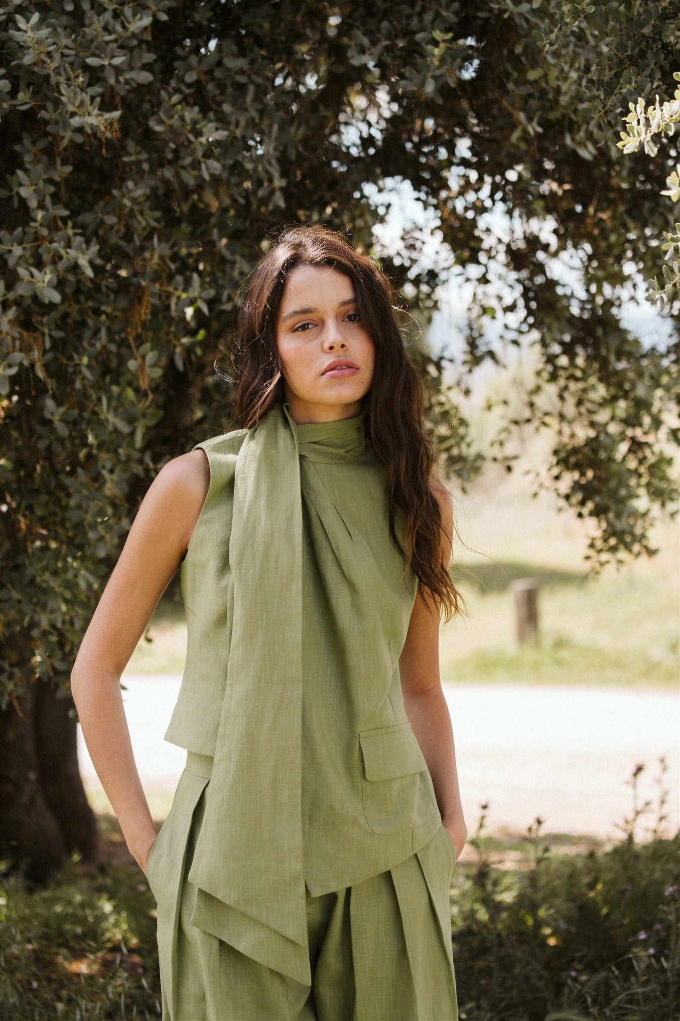 Top Asimétrico Olive