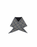 ⁠⁠Pañuelo reversible 100% lana azul marino-cuadros grises